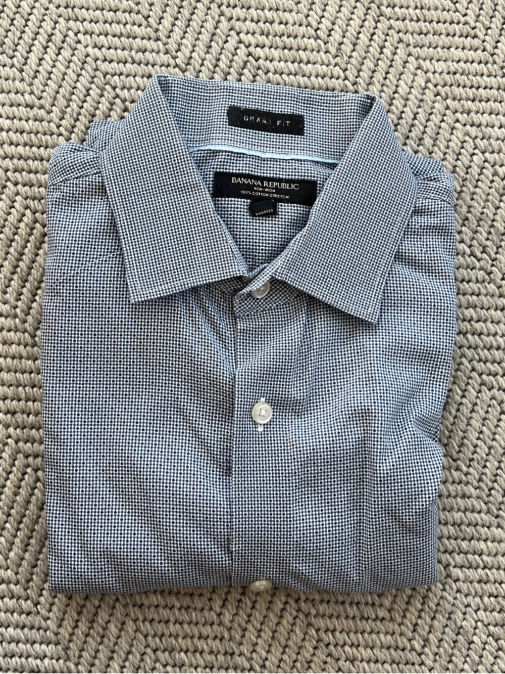Banana Republic Men's Navy Micro-Check Dress Shirt Grant Fit
